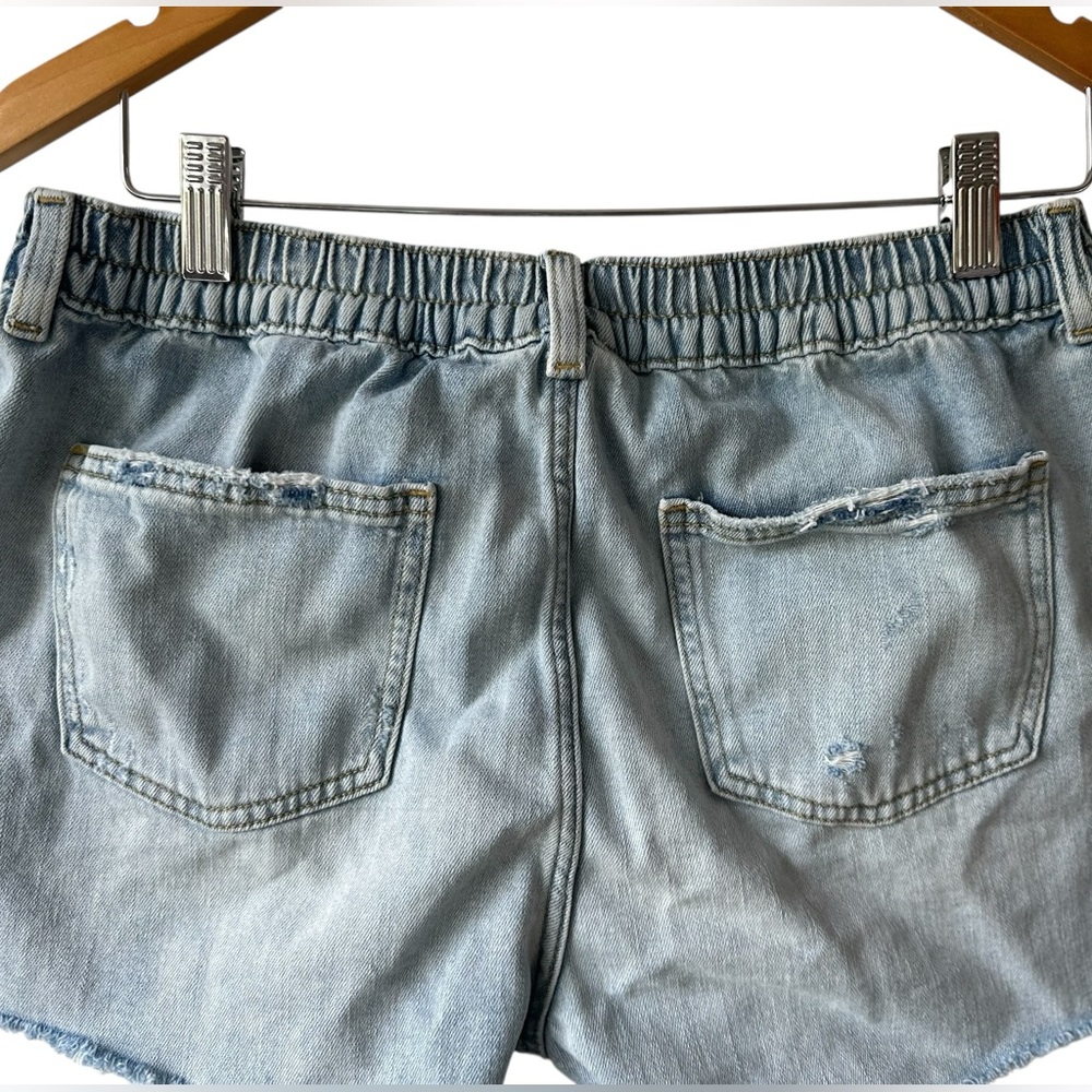 Aerie Distressed Denim Short - Picture 4 of 13